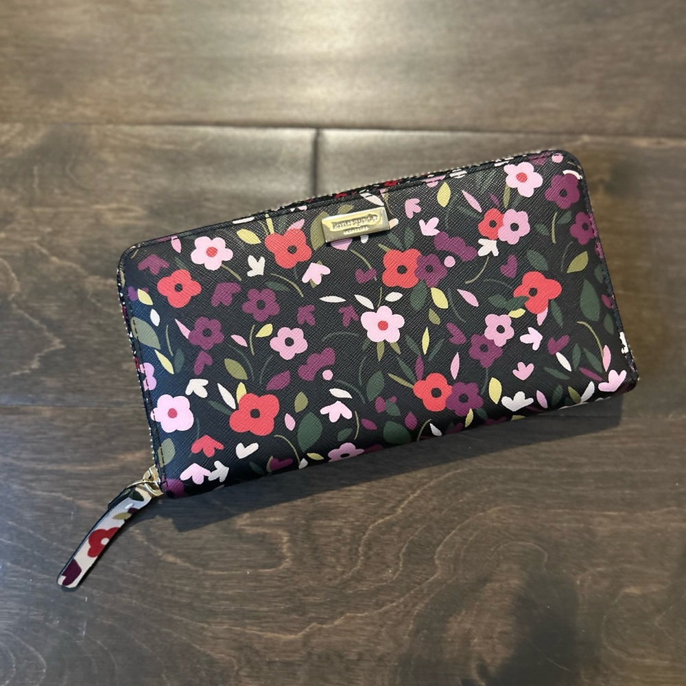 Kate Spade New York | Cameron Street Boho Floral Lacey Wallet